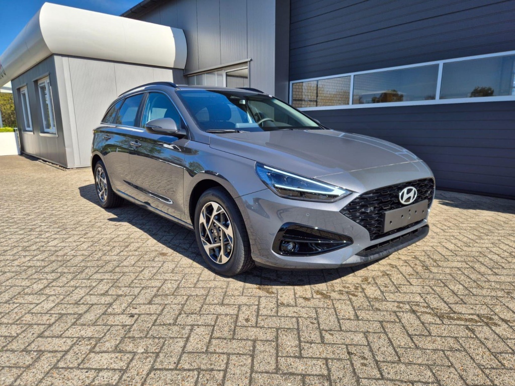 HYUNDAI i30 1.6 Gasoline 150hp - ref: 7-60285 - Photo 7