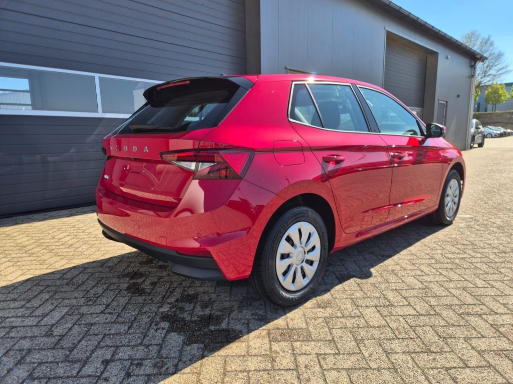 SKODA Fabia 1.0 Gasoline 95hp - ref: 7-60320 - Photo 5