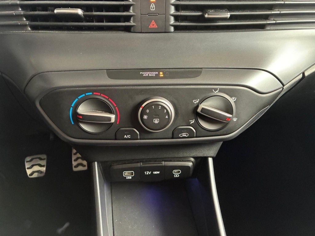 HYUNDAI Bayon Comfort 1.2 GDI 79 PS 5MT - ref: 7-60355 - Photo 20