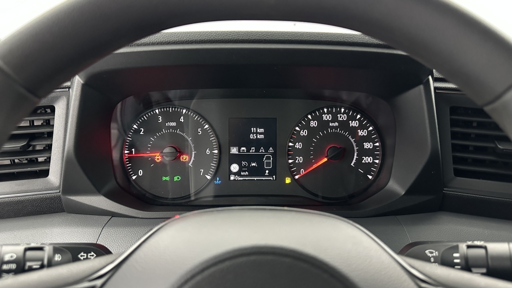 NISSAN Interstar III L3H2 3t5 2.0 dCi 150ch Tekna - ref: 8-GLI00000463 - Photo 11