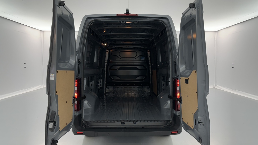 NISSAN Interstar III L3H2 3t5 2.0 dCi 150ch Tekna - ref: 8-GLI00000463 - Photo 9