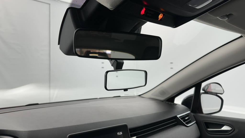 RENAULT Clio V(2) 1.5 dCi 100ch Evolution Auto-Ecole Pimas - ref: 8-GLI00000575 - Photo 18