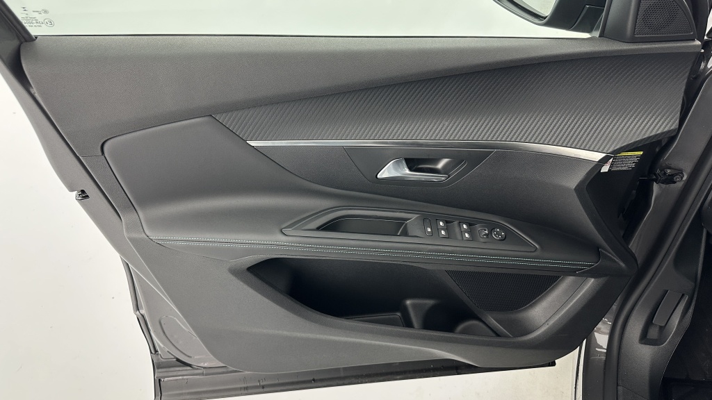 PEUGEOT 5008 II 1.5 BlueHDi 130ch Allure Pack EAT8 - ref: 8-GLI00000612 - Photo 14