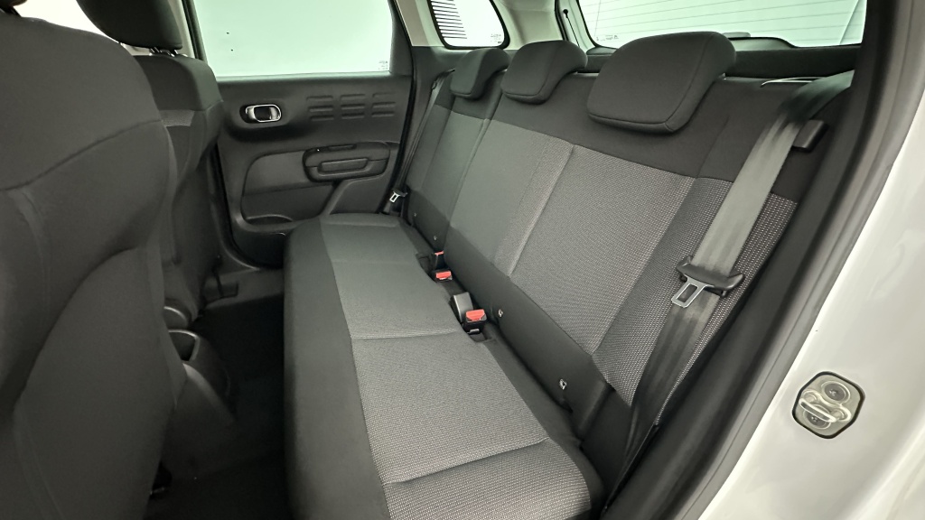 CITROEN C3 Aircross 1.2 PureTech 110ch YOU - ref: 8-GLI00000797 - Photo 9
