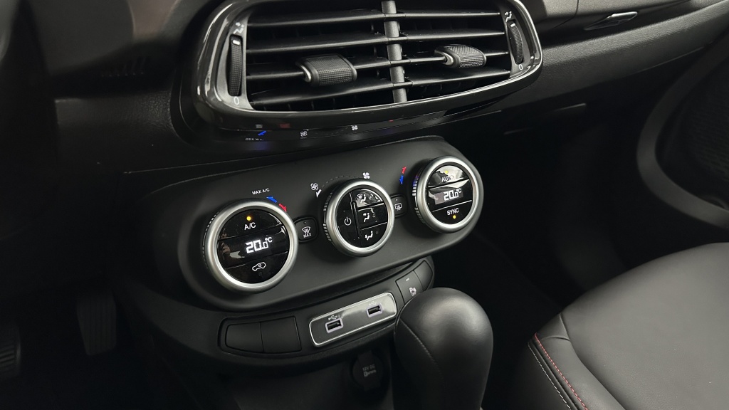 FIAT 500X 1.5 FireFly 130ch Hybrid Sport DCT7 - ref: 8-GLI00001393 - Photo 19