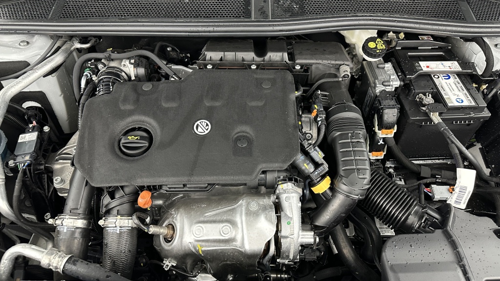 PEUGEOT 308 III 1.5 BlueHDi 130ch Allure EAT8 - ref: 8-GLI00001863 - Photo 11