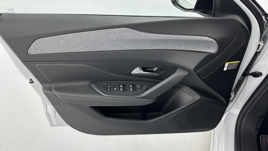 PEUGEOT 308 III 1.5 BlueHDi 130ch Allure EAT8 - ref: 8-GLI00001863 - Photo 13