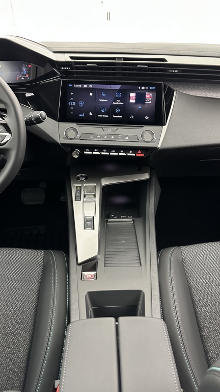 PEUGEOT 308 III 1.5 BlueHDi 130ch Allure EAT8 - ref: 8-GLI00001863 - Photo 16