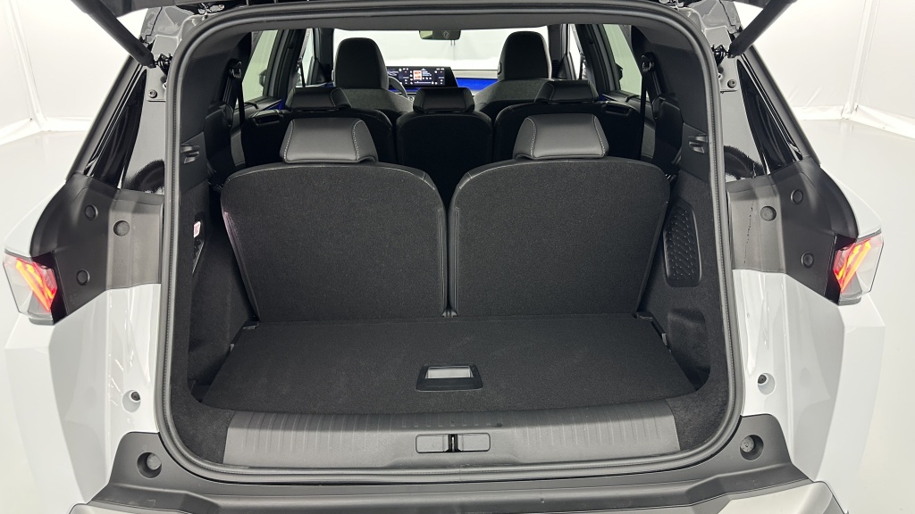 PEUGEOT 5008 1.2 Hybrid 145ch GT e-DCS6 - ref: 8-GLI00002278 - Photo 11