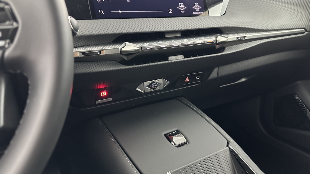 DS DS4 1.5 BlueHDi 130 EAT8 Pallas - ref: 8-GLI00002408 - Photo 19