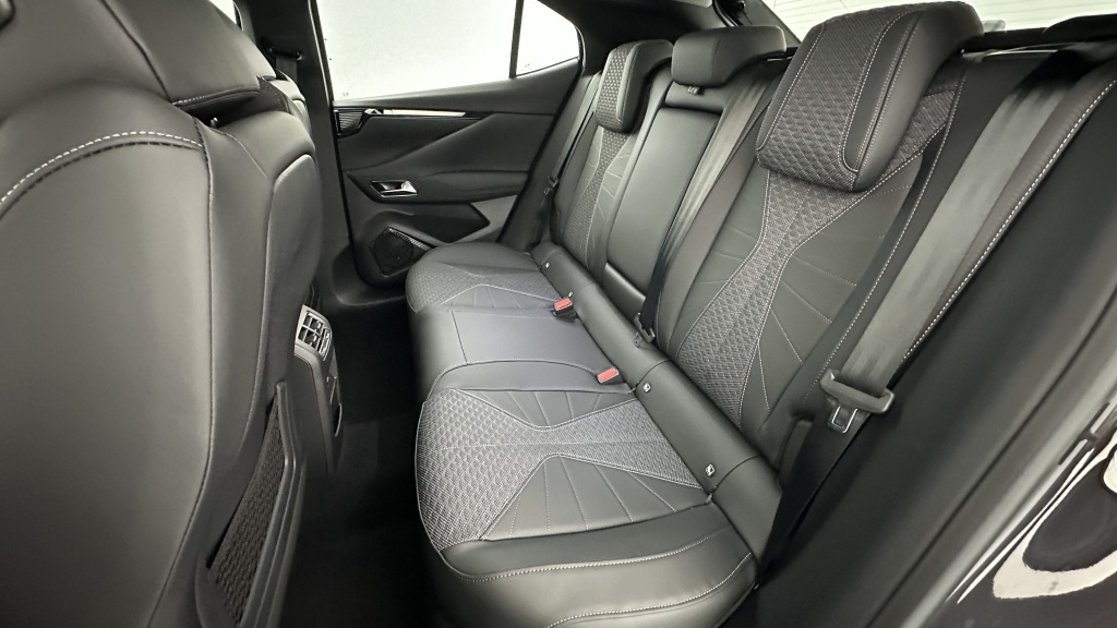 DS DS4 1.5 BlueHDi 130 EAT8 Pallas - ref: 8-GLI00002411 - Photo 9