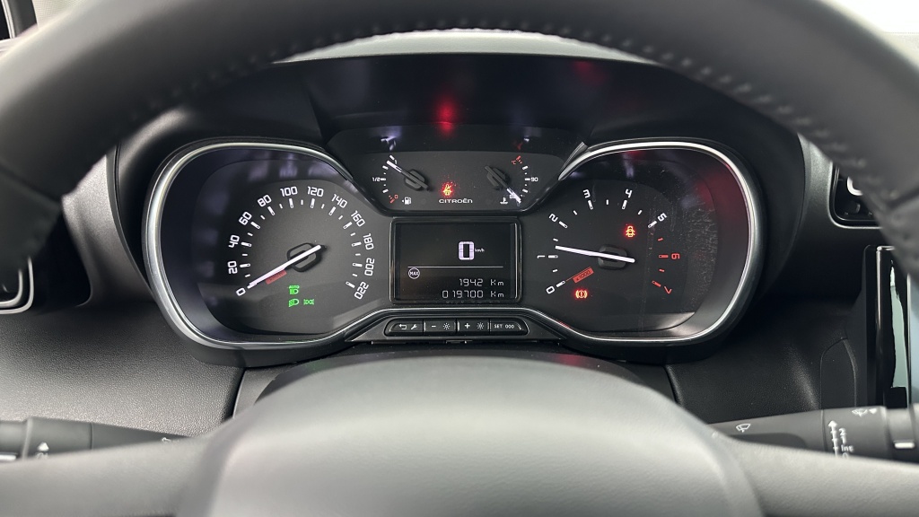 CITROEN C3 Aircross 1.2 PureTech 110ch Plus - ref: 8-GLI00002567 - Photo 14