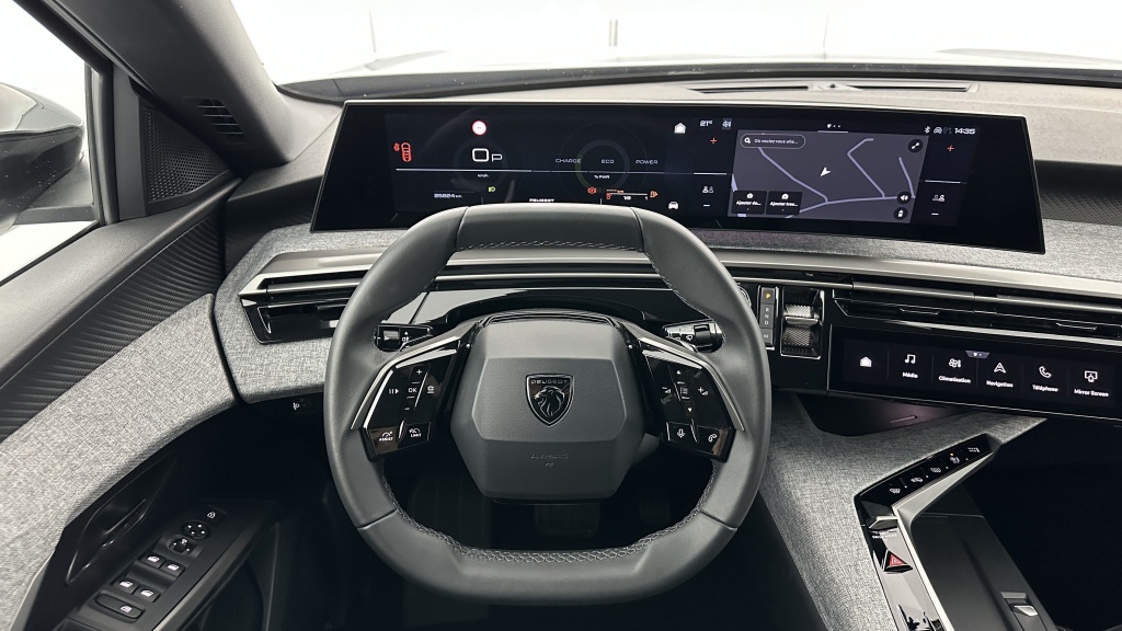 PEUGEOT 3008 1.2 Hybrid 136ch Allure e-DCS6 - ref: 8-GLI00002579 - Photo 13