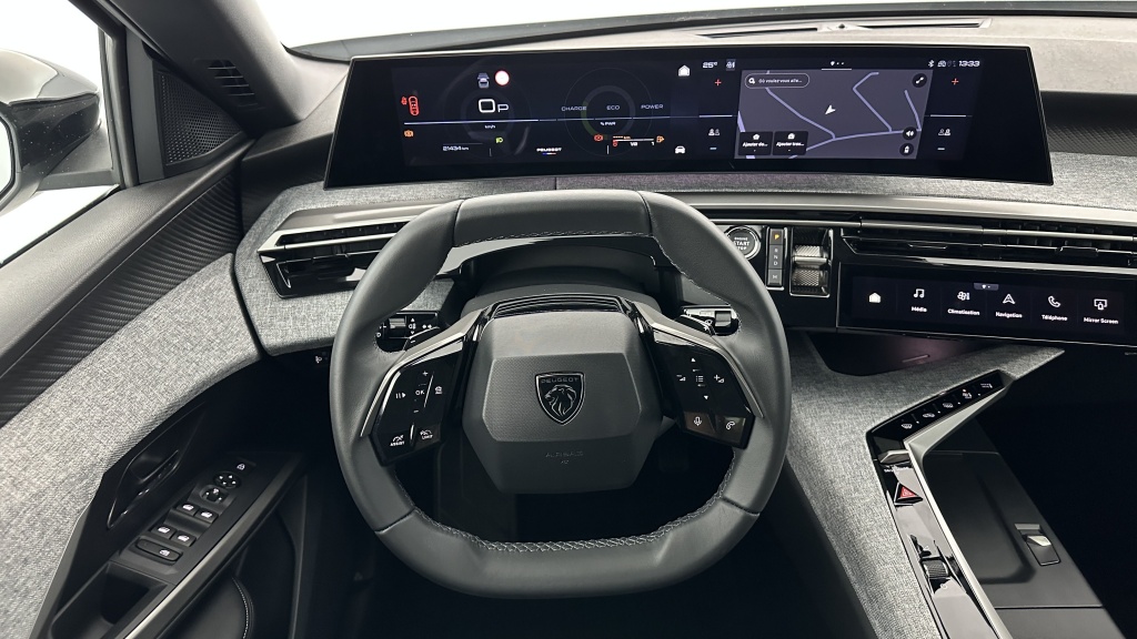 PEUGEOT 3008 1.2 Hybrid 136ch Allure e-DCS6 - ref: 8-GLI00002585 - Photo 12