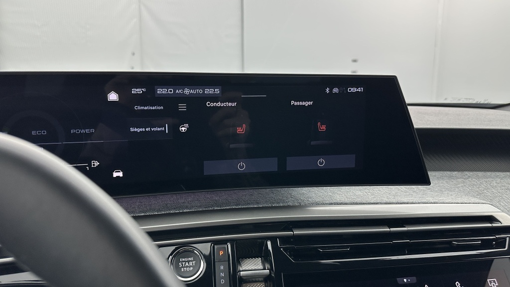 PEUGEOT 3008 1.2 Hybrid 136ch Allure e-DCS6 - ref: 8-GLI00002588 - Photo 19