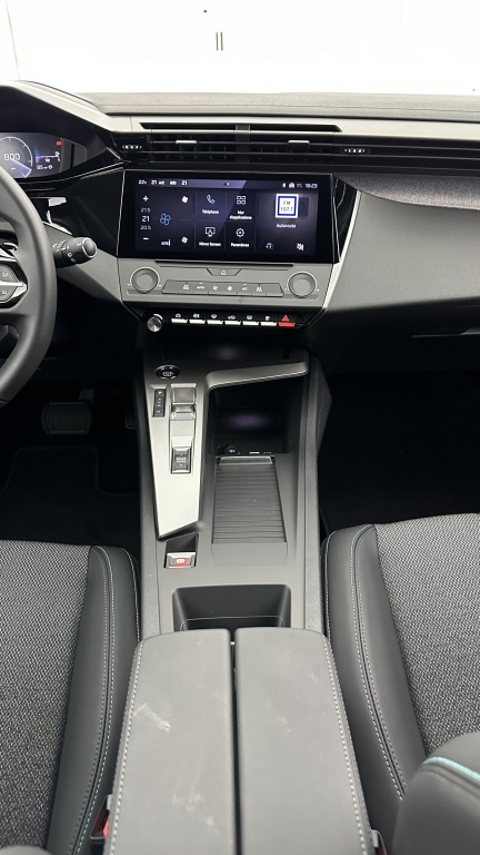 PEUGEOT 308 SW 1.5 BlueHDi 130ch Allure EAT8 - ref: 8-GLI00002664 - Photo 16