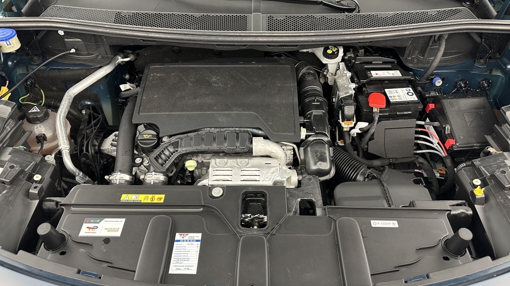 PEUGEOT 3008 1.2 PureTech 130ch Allure Pack - ref: 8-GLI00002874 - Photo 11