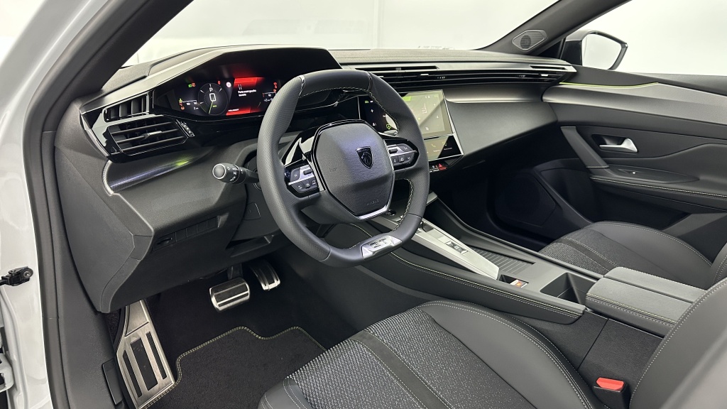 PEUGEOT 308 1.5 BlueHDi 130ch GT EAT8 - ref: 8-GLI00002894 - Photo 6