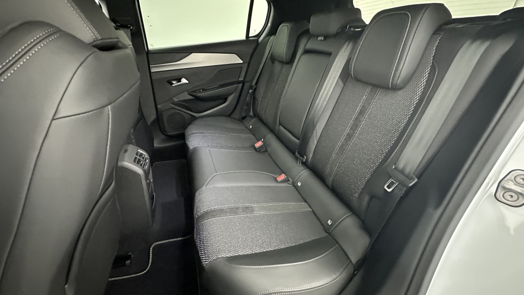 PEUGEOT 308 1.5 BlueHDi 130ch GT EAT8 - ref: 8-GLI00002894 - Photo 9