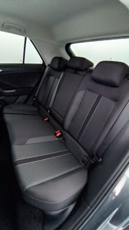 VOLKSWAGEN T-Roc 2.0 TDI 150ch Edition DSG7 - ref: 8-GLI00003063 - Photo 9