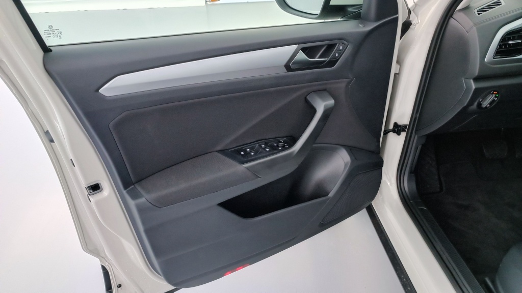 VOLKSWAGEN T-Roc 2.0 TDI 150ch Edition DSG7 - ref: 8-GLI00003119 - Photo 13