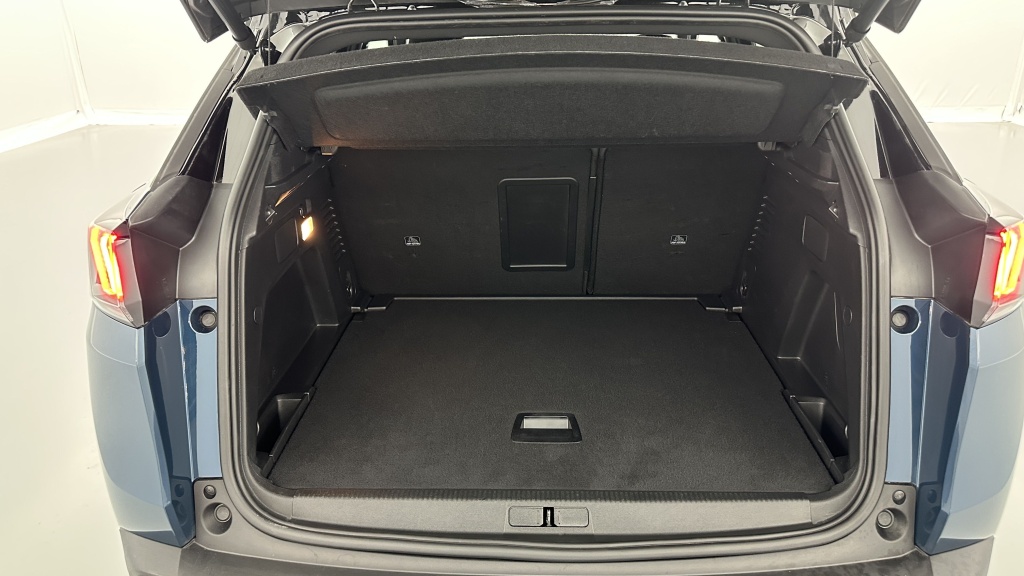 PEUGEOT 3008 1.2 Hybrid 136ch Allure Pack e-DCS6 - ref: 8-GLI00006268 - Photo 10