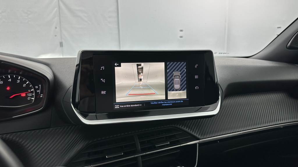 PEUGEOT 2008 1.2 PureTech 130ch Allure - ref: 8-GLI00006850 - Photo 17