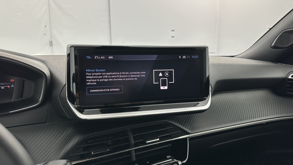 PEUGEOT 2008 1.2 PureTech 100ch Allure - ref: 8-GLI00006852 - Photo 20