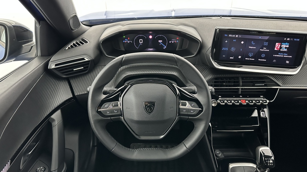 PEUGEOT 2008 1.2 PureTech 100ch Allure - ref: 8-GLI00006853 - Photo 13