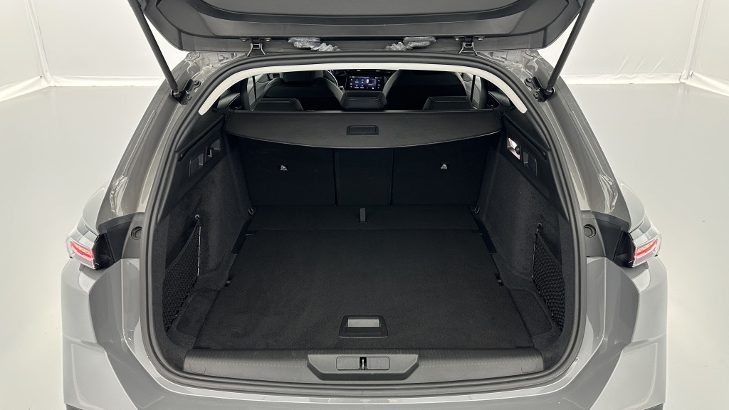 PEUGEOT 308 SW 1.2 PureTech 130ch Allure - ref: 8-GLI00006880 - Photo 10