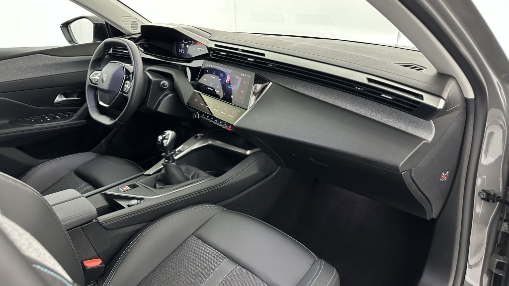 PEUGEOT 308 SW 1.2 PureTech 130ch Allure - ref: 8-GLI00006880 - Photo 8