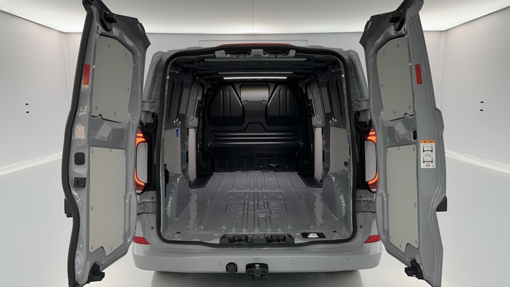 VOLKSWAGEN Transporter T7 L2H1 2.0 TDI 150ch Business BVA8 - ref: 8-GLI00006902 - Photo 9