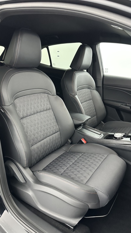 MG MG3 1.5 Hybrid+ 195ch Luxury - ref: 8-GLI00007016 - Photo 17