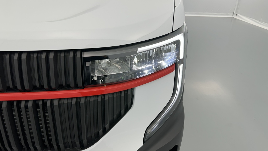 RENAULT Master L3H2 3t5 2.0 dCi 150ch RED Edition - ref: 8-GLI00007112 - Photo 15