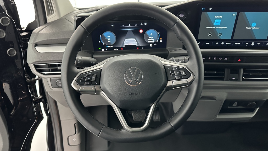 VOLKSWAGEN Transporter Procab T7 L1H1 2.0 TDI 170ch Business BVA8 - ref: 8-GLI00007513 - Photo 11