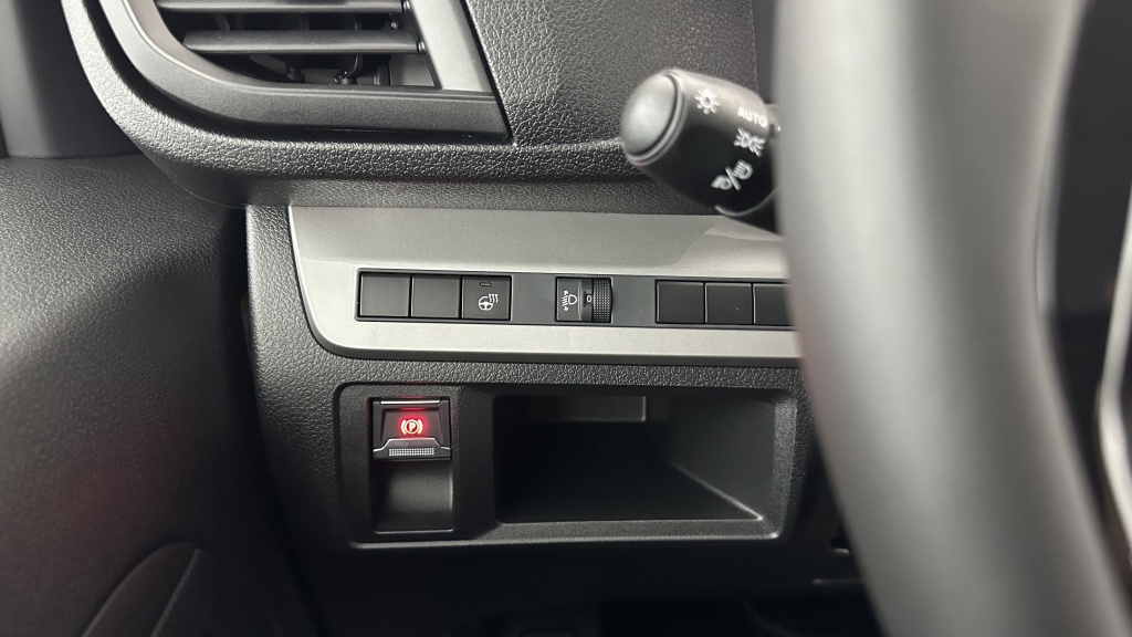 PEUGEOT Expert Cabine Approfondie III M 2.0 BlueHDi 180ch EAT8 - ref: 8-GLI00007634 - Photo 18