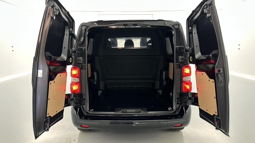 PEUGEOT Expert Cabine Approfondie III M 2.0 BlueHDi 180ch EAT8 - ref: 8-GLI00007634 - Photo 9