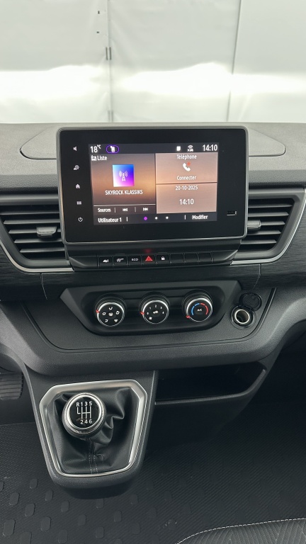 RENAULT Trafic III (3) L2H1 3000 2.0 Blue dCi 150ch Extra - ref: 8-GLI00007853 - Photo 11