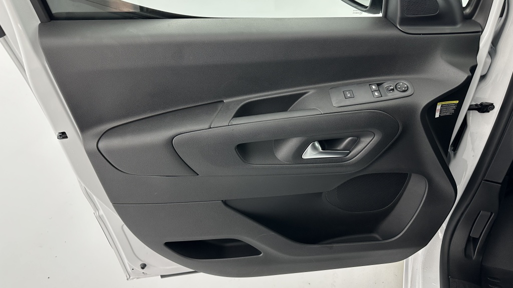 PEUGEOT Partner XL 950kg BlueHDi 130ch EAT8 - ref: 8-GLI00007889 - Photo 10