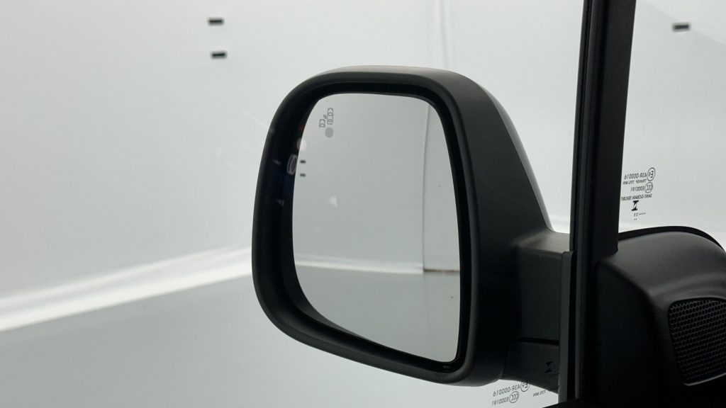 OPEL Combo Cargo M 650kg 1.5 BlueHDi 100ch - ref: 8-GLI00007902 - Photo 20