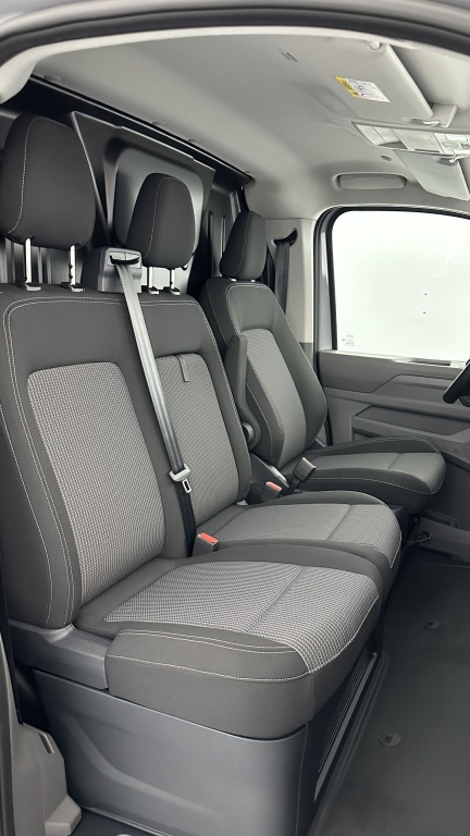 VOLKSWAGEN Transporter T7 L1H1 2.0 TDI 150ch Business BVA8 - ref: 8-GLI00008066 - Photo 13