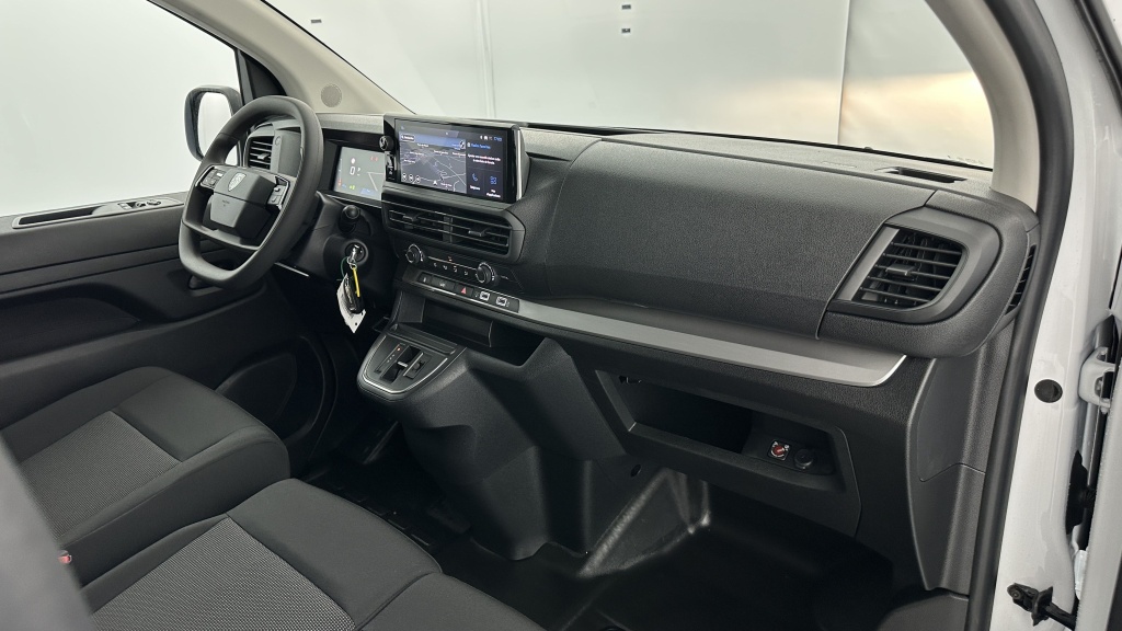 PEUGEOT Expert III M 2.0 BlueHDi 145ch EAT8 - ref: 8-GLI00008461 - Photo 7