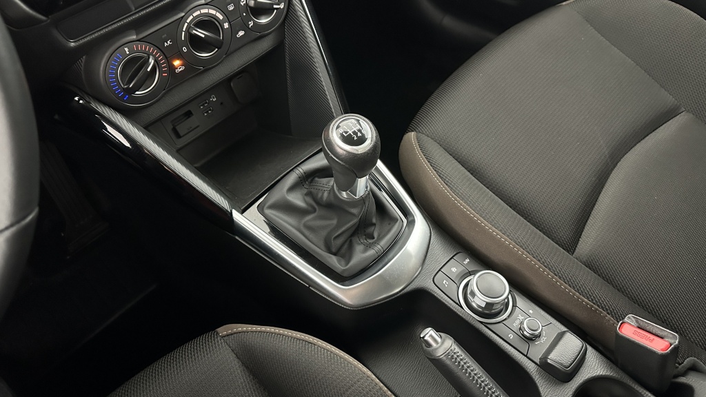 MAZDA Mazda2 III 1.5 e-SKYACTIV G M Hybrid 90ch Elegence - ref: 8-GLI00009225 - Photo 19