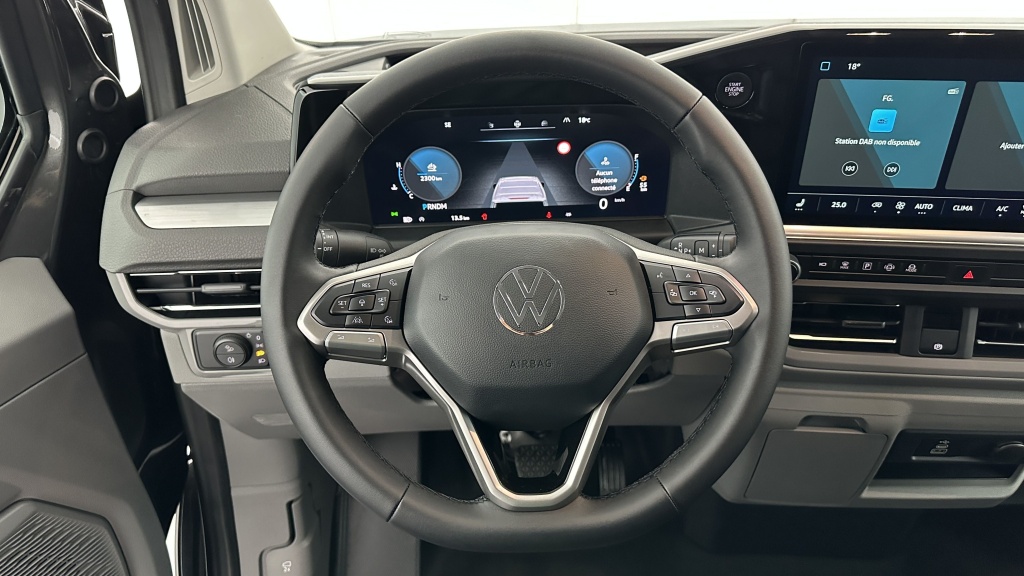 VOLKSWAGEN Transporter Procab T7 L1H1 2.0 TDI 170ch Business BVA8 - ref: 8-GLI00009273 - Photo 11