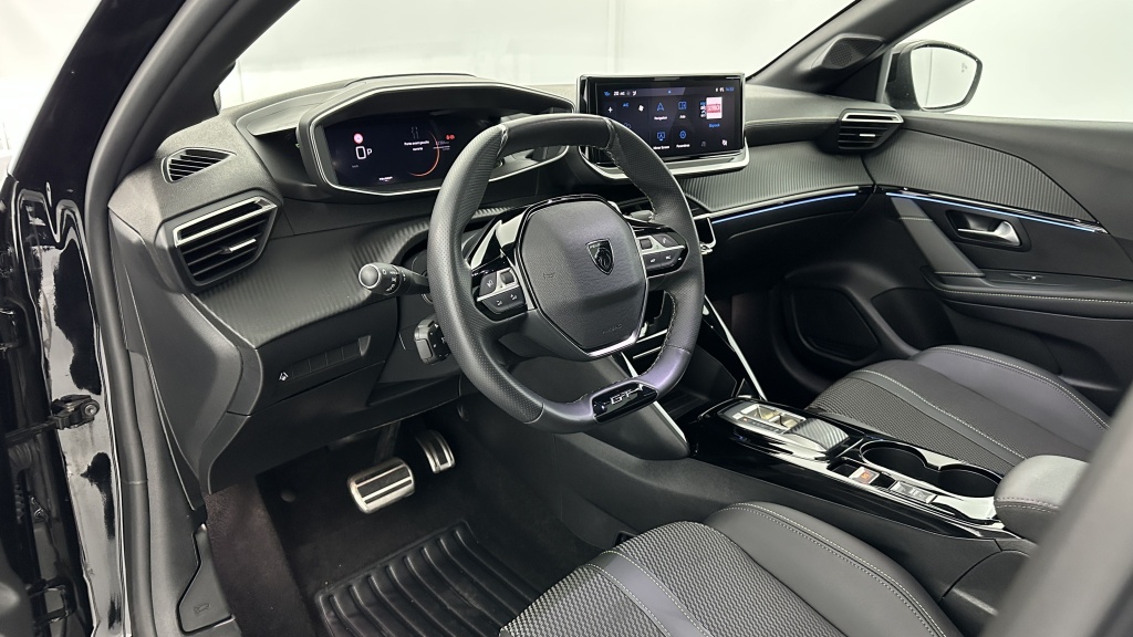 PEUGEOT 208 II 1.2 Hybrid 136ch GT e-DCS6 - ref: 8-GLI00009330 - Photo 6