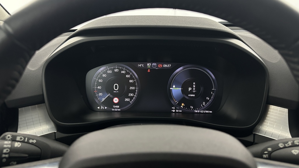 VOLVO XC40 T5 Recharge 262H (180+82) Business DCT7 - ref: 8-GLI00009457 - Photo 15