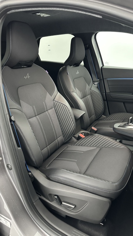RENAULT Symbioz 1.8 E-Tech full hybrid 160ch Esprit Alpine - ref: 8-GLI00009602 - Photo 17