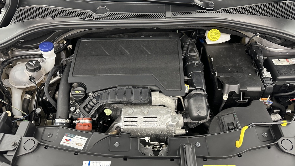 CITROEN C3 1.2 PureTech 110ch Max - ref: 8-GLI00009851 - Photo 11