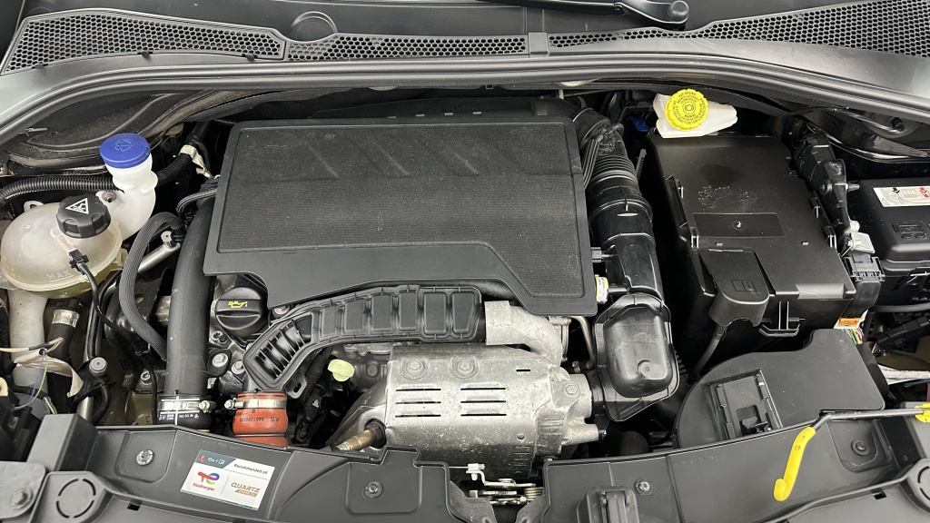 CITROEN C3 1.2 PureTech 110ch Max - ref: 8-GLI00009853 - Photo 11