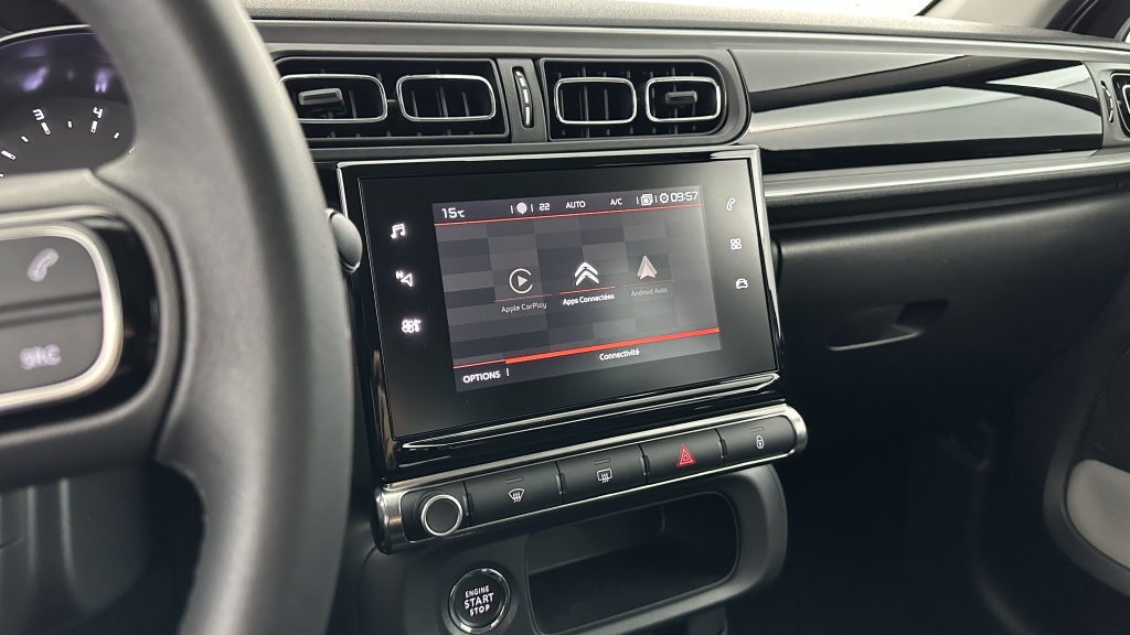 CITROEN C3 1.2 PureTech 110ch Max - ref: 8-GLI00009853 - Photo 19